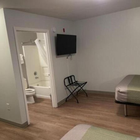 Motel 6-Richmond, Va - I-64 West Henrico Eksteriør bilde